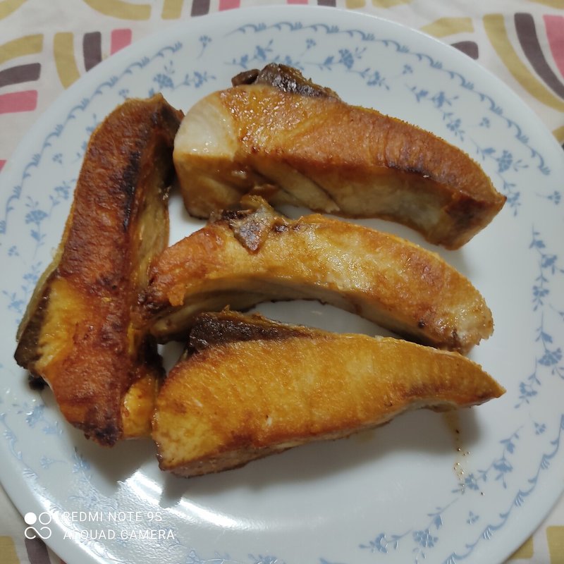 ブリをフライパンで塩焼きする 諸行 Note ブリをフライパンで塩焼きする 諸行 Note