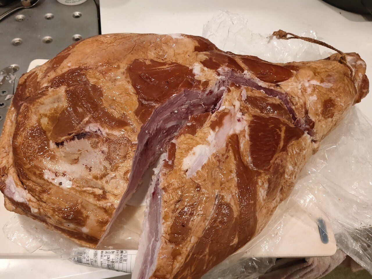 十勝骨付きハム買ったらカット方法と保存法について良く考える Mc Kurita Note