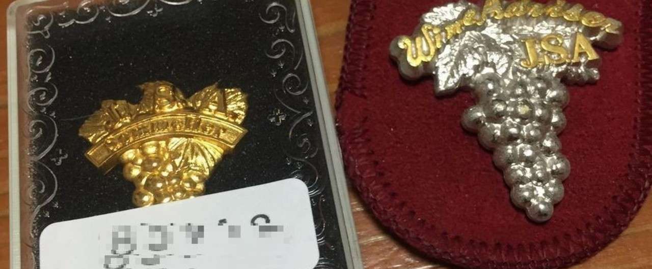 ソムリエ金バッジと銀バッジ 如月 ローズ Note