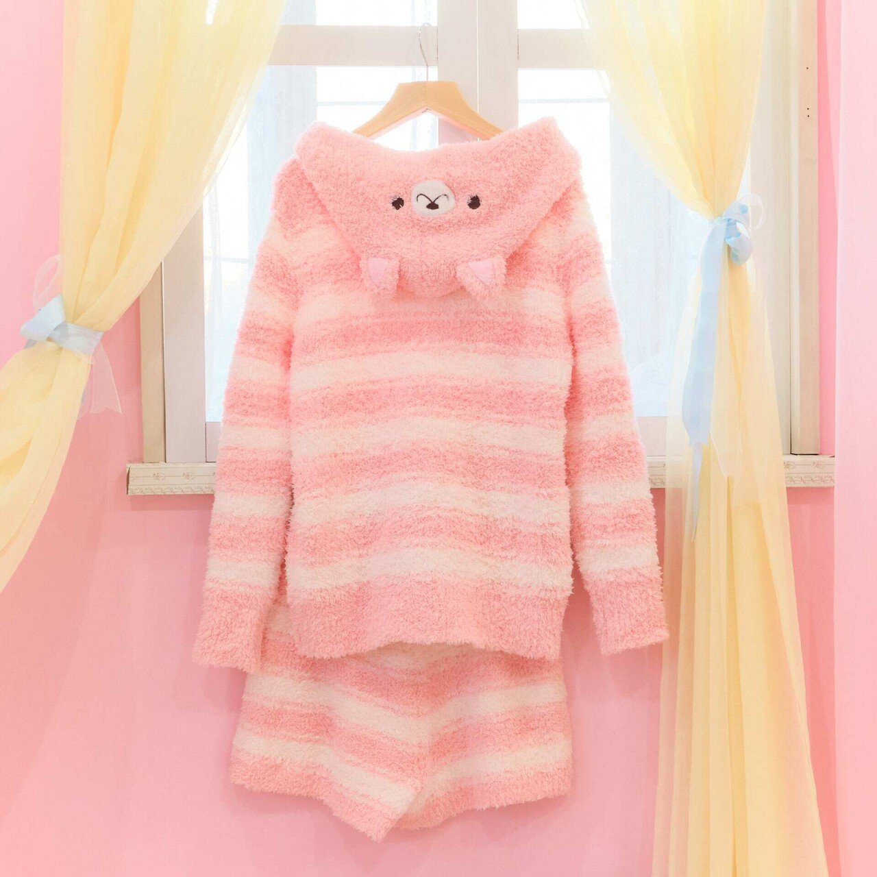 すとぷり もこもこ あにまるるーむうぇあ（莉犬）｜いちごのおうじ商店 