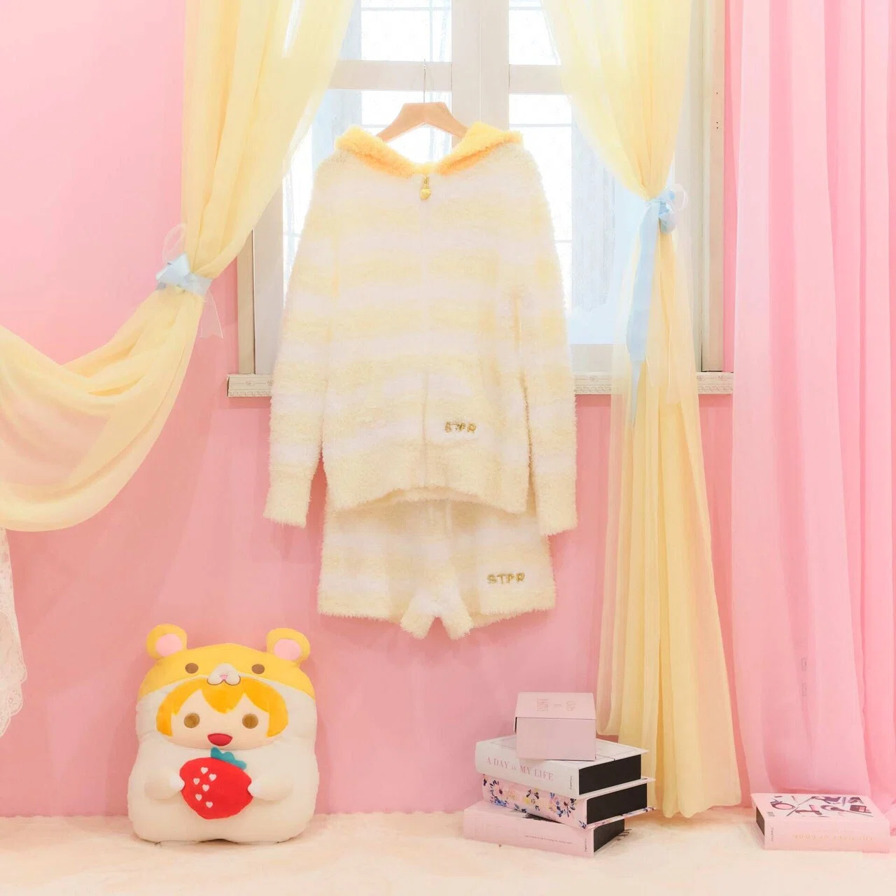 すとぷり ルームウェア さとみくん もこもこあにまるるーむうぇあ 