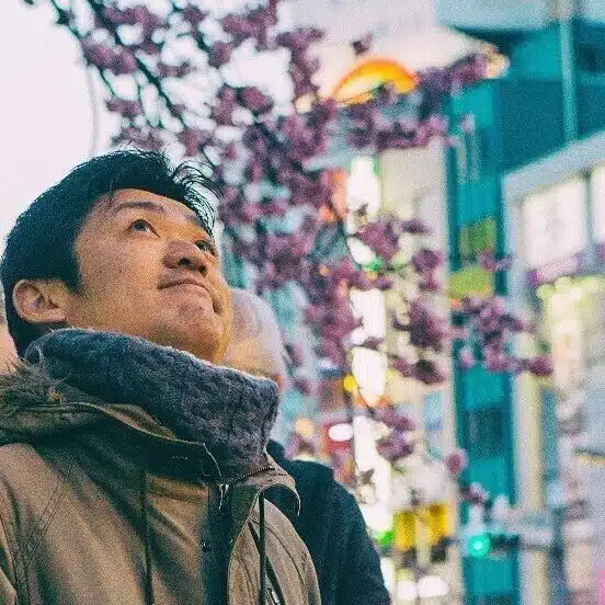 光の中を旅してた