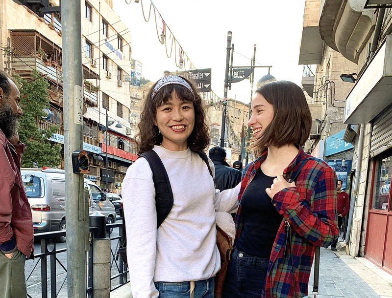イタリア人のその喜び方 日本人に真似できない説 フウ ヨルダンの本屋に住んでみた Note