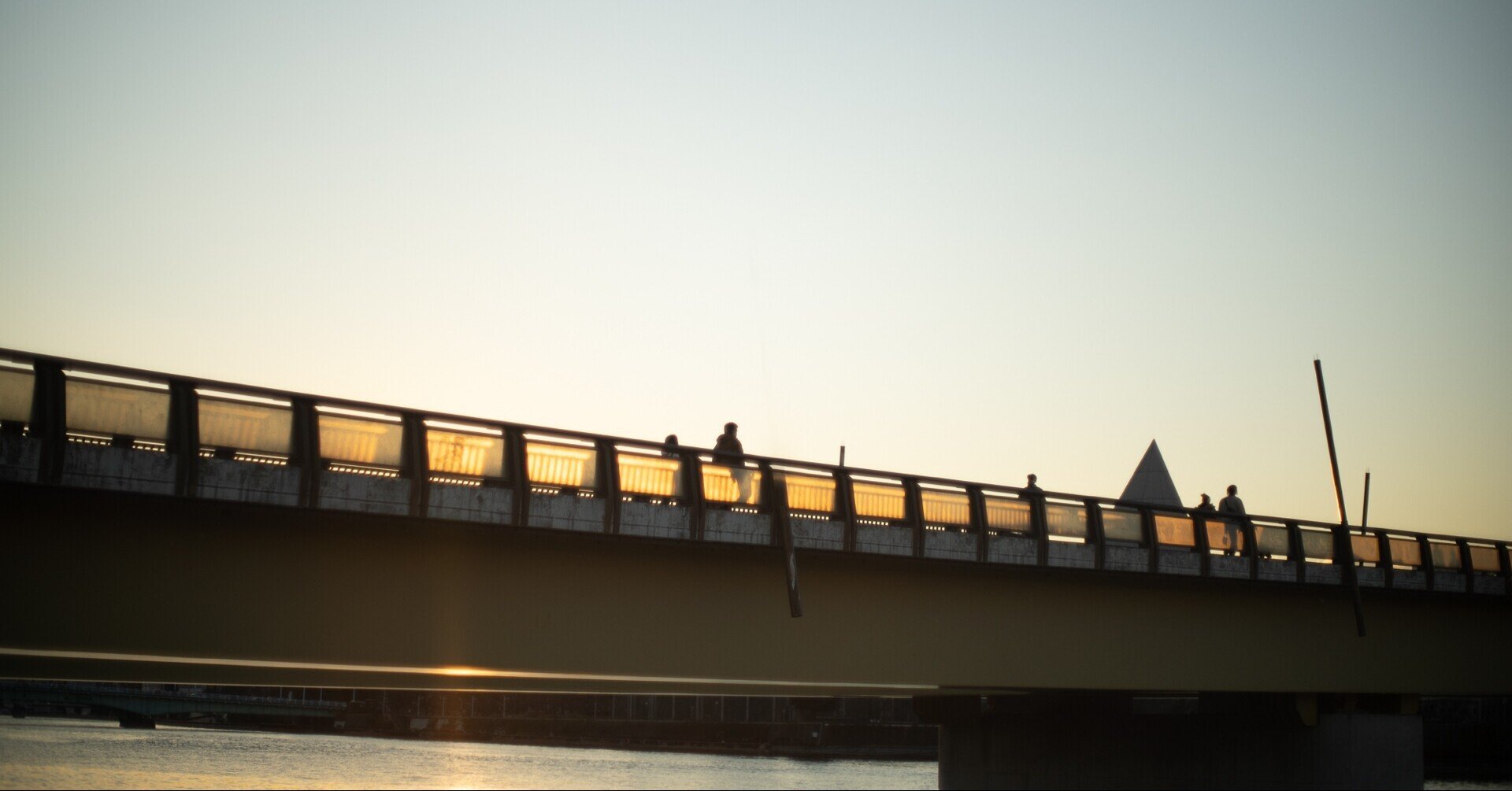 YASHICA AUTO YASHINON-DX 50mm F1.4 × ストリート｜PS2U