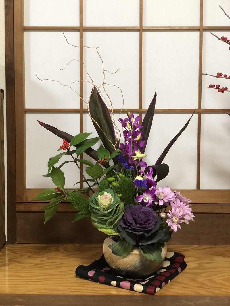 花を生ける その1 華色切絵 平石智美のカラー切り絵を楽しむnote Note