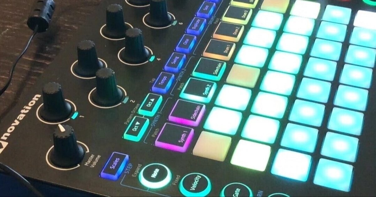 novation CIRCUIT ノベーション サーキット シンセ+サンプラー
