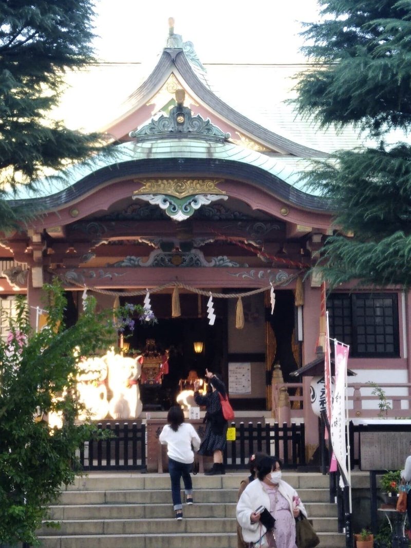 8)今戸神社全体像