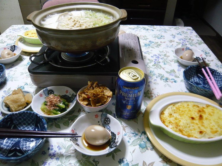 今日の晩御飯　ネギ鍋　〆の雑炊　ポテトグラタン　煮玉子　常備菜