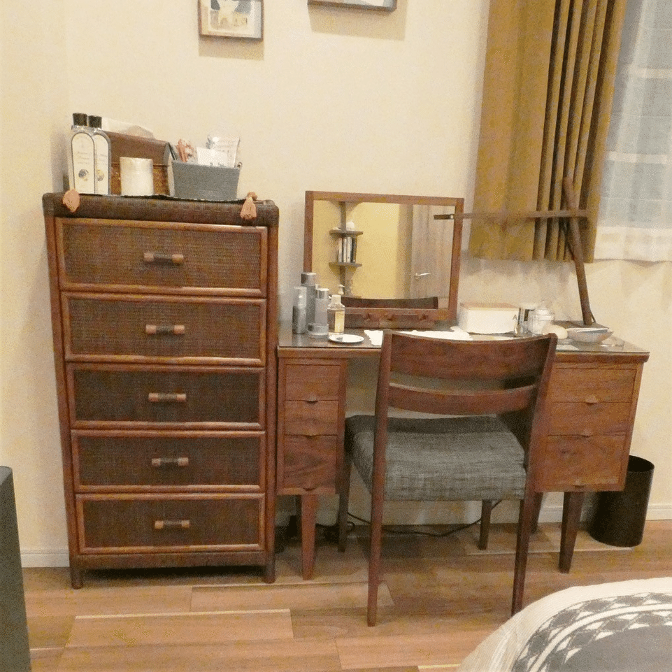 ①昭和レトロ 木製天板 ラタンチェスト 4段 引き出し箪笥 古家具