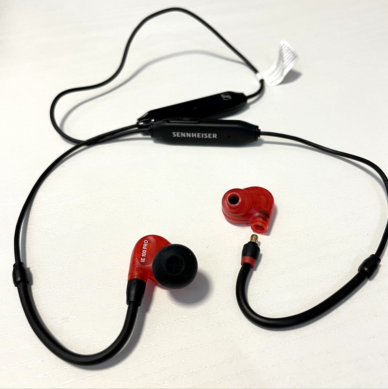 ワイヤレスでもワイヤードでも使える業務用イヤホン｜koita