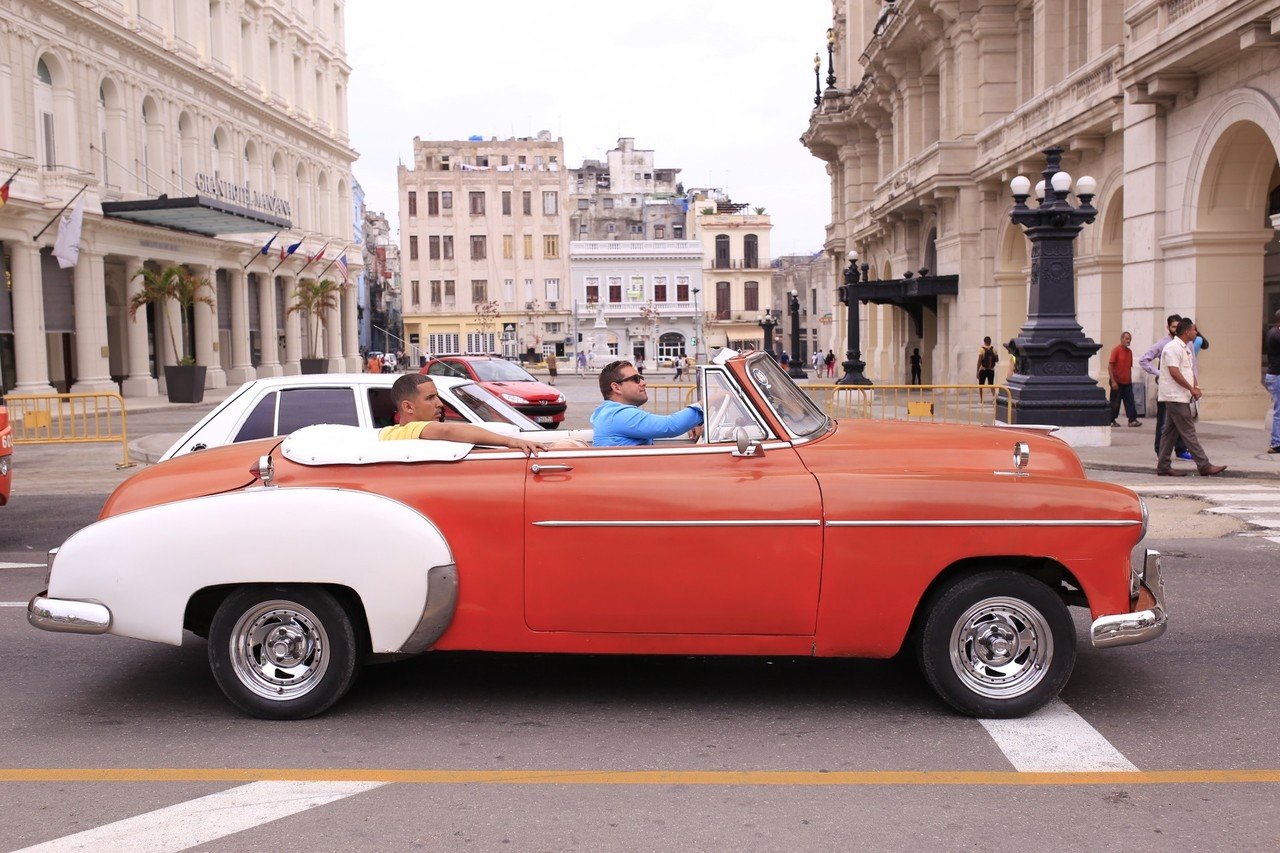 076 Cuba クラシックカーに乗りサルサを踊る 前編 旅するフォトマガジン Mとw Note 076 Cuba クラシックカーに乗りサルサを踊る 前編 旅するフォトマガジン Mとw Note