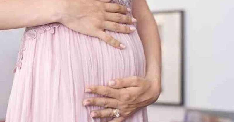 切迫早産の原因と対策　姿勢と骨盤底筋の関係性