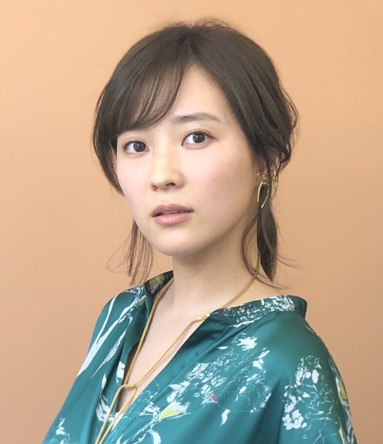 大木亜希子_ウエスト顔寄り