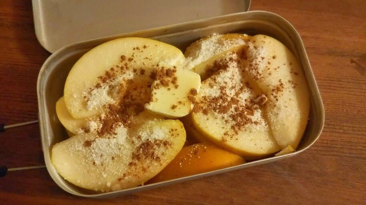 おうちでメスティン 焼きりんご Coomie Note