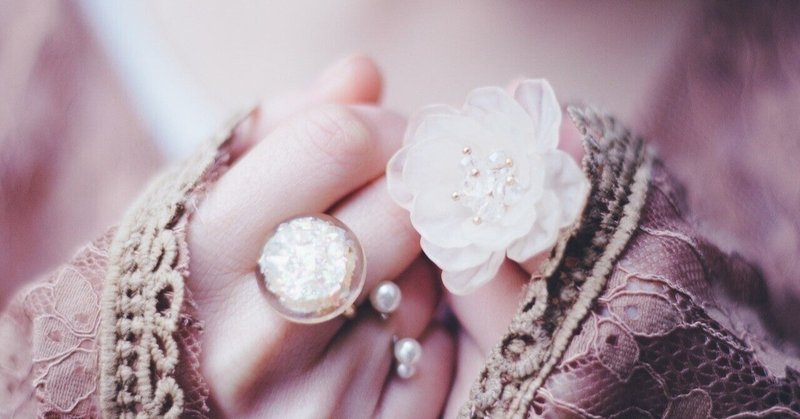 ポチ子セレブメイク 門りょうさん 今回は Sisley編 です ポチ山ポチ子 Note