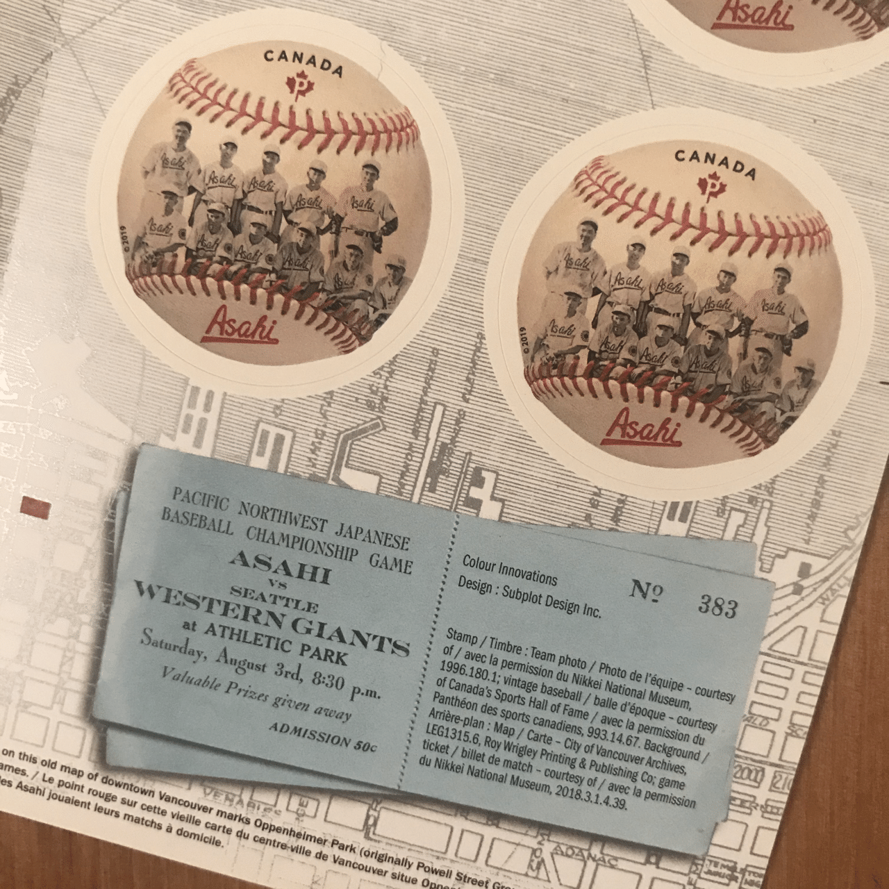 集めたくなる♡ カナダの切手｜michiko_michi