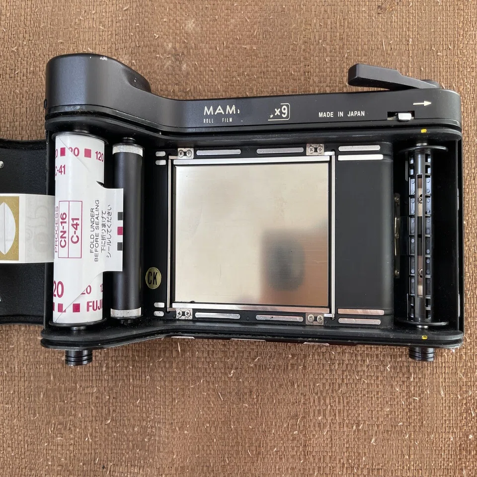 Using Mamiya Universal Press｜怪力熊男