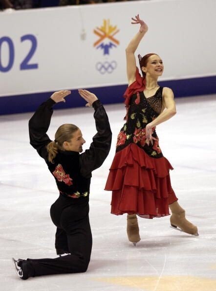 スケート雑誌 フィギュアスケート Life が ファンが好きな衣装ランキング 仮 投票受付中 だから自分の好きな衣装を考えてみた スケ速 Note