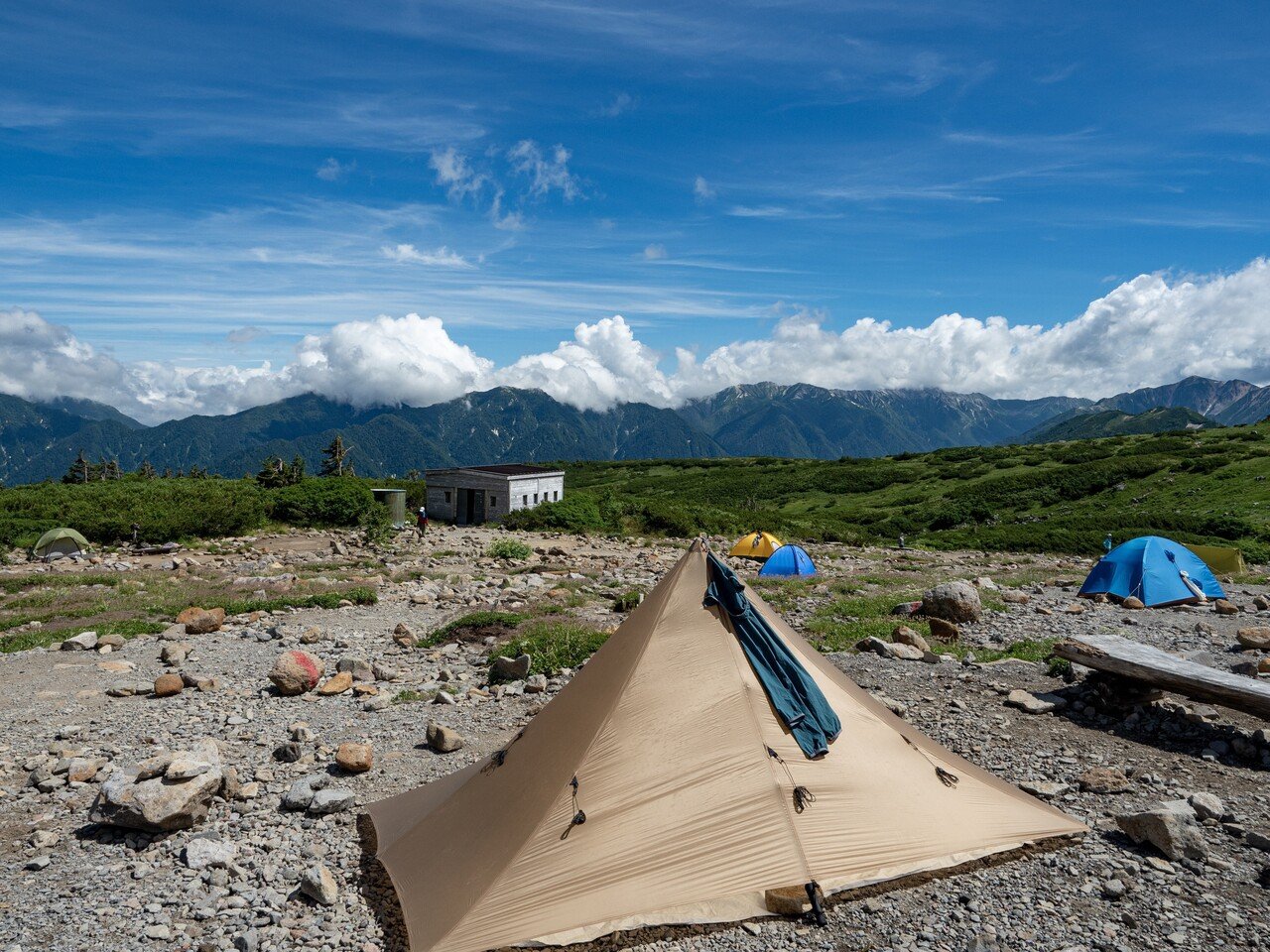 LOCUS GEARのKhufuは山岳テント足り得るのか その1<設営編(無 LOCUS GEARのKhufuは山岳テント足り得るのか その1<設営編(無