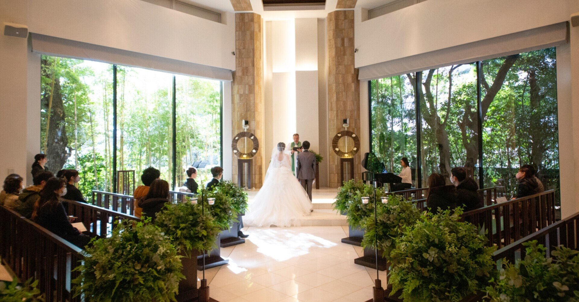 八芳園 ブライダルフェアにて模擬挙式をお届けしております 八芳園wedding Note