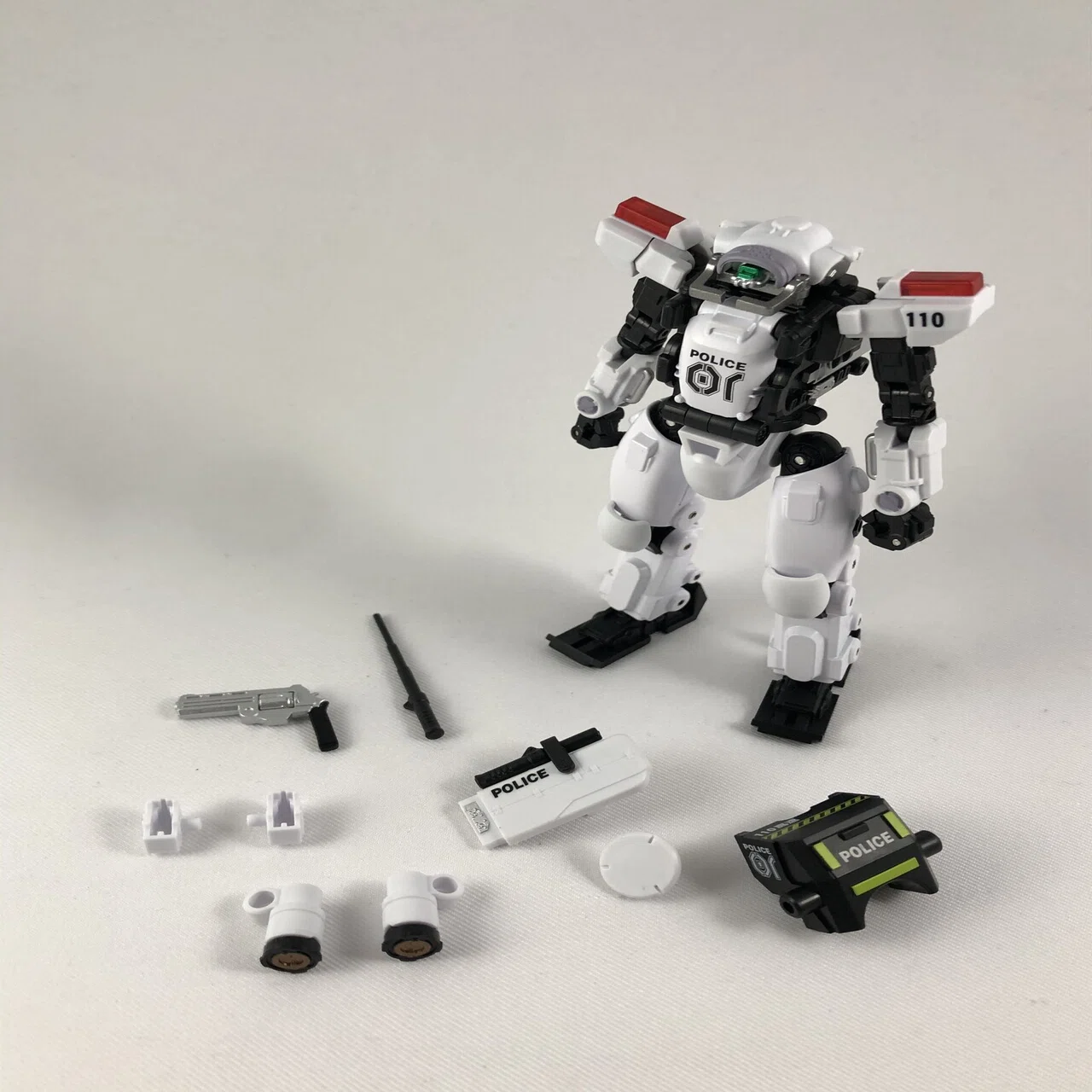 中華トイ】MECHANIC TOYS『星灵神骑 巡警01 EW-P55型』｜すとらとろん