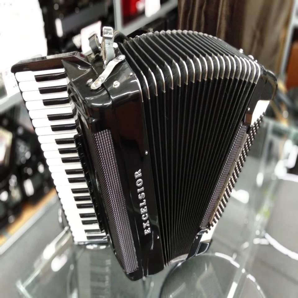 中古】Excelsior Continental｜アコーディオン横丁