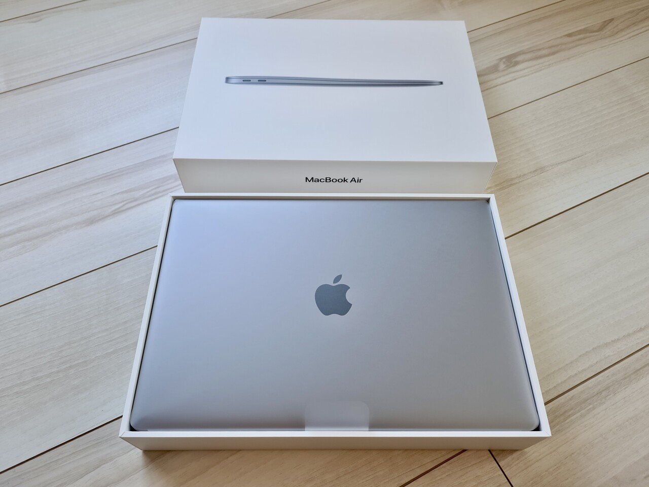 かずちゃんさんMacBook Air M1 10/28まで （1/11_MacBook Air