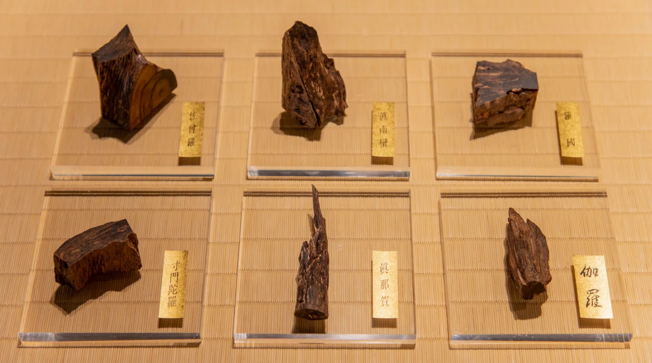 1,500年の和の香りの歴史をいろどる至高の香木「伽羅」を聞く