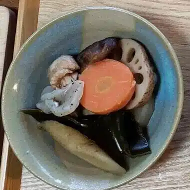 百々