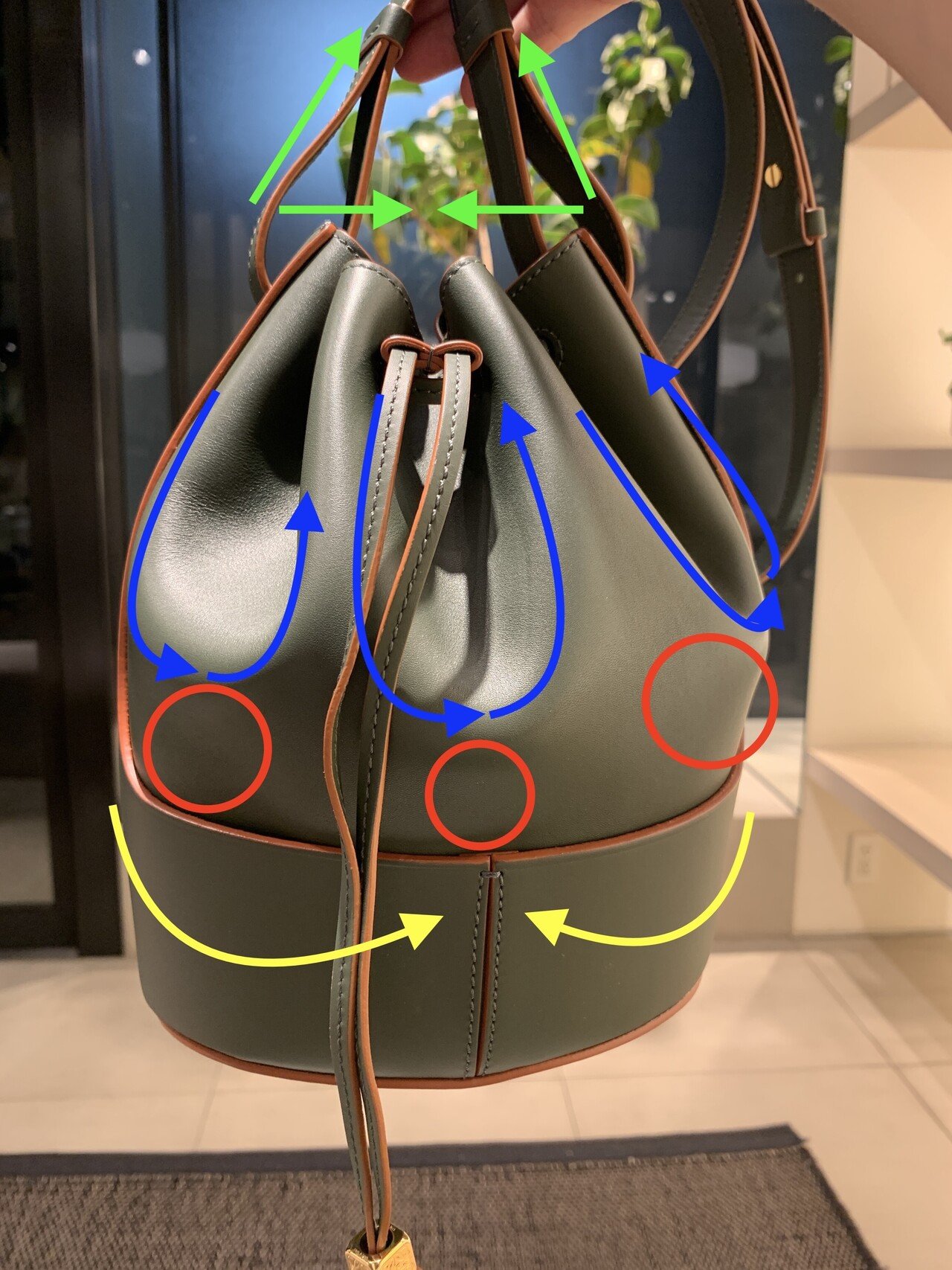LOEWE ロエベ バルーンバッグ ラグジュアリーブランドのものづくりを語る。ロエベ 