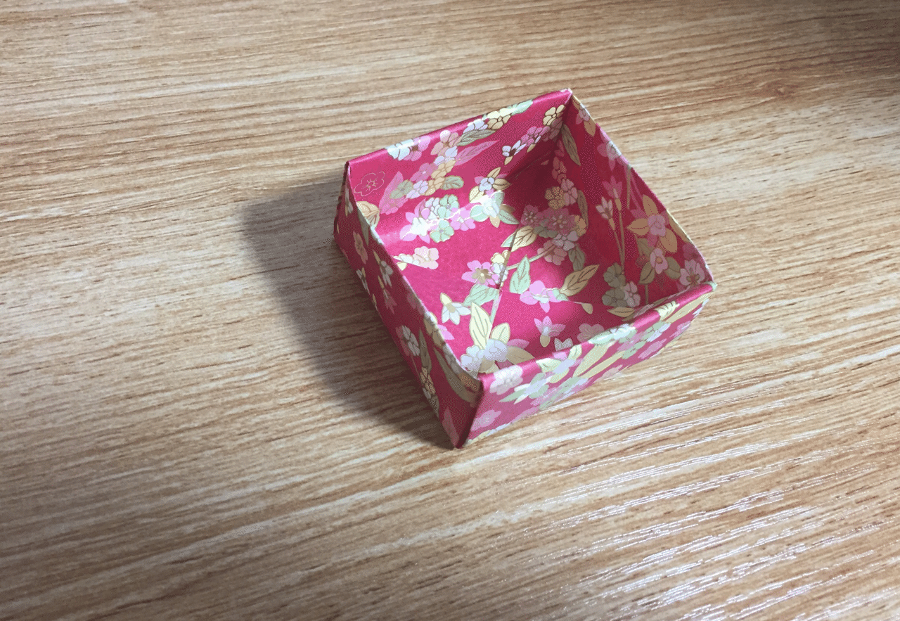 100均ダイソーの千代紙で作る まるで着物みたいな箱ラッピング Otaki Note
