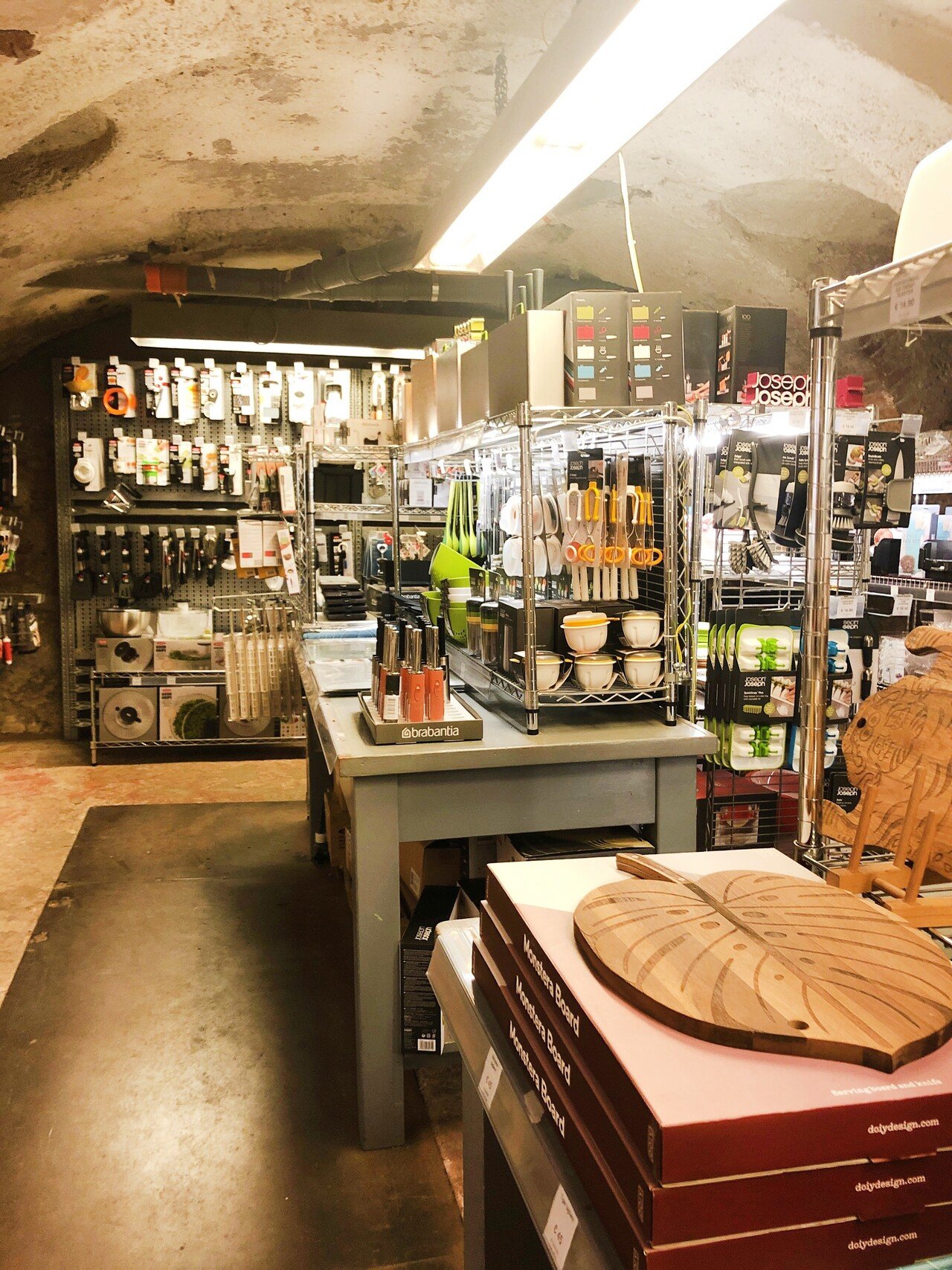ミラノ Shops I 後編 High Tech な倉庫雑貨屋さん マイ Note ミラノ Shops I 後編 High Tech な倉庫雑貨屋さん マイ Note