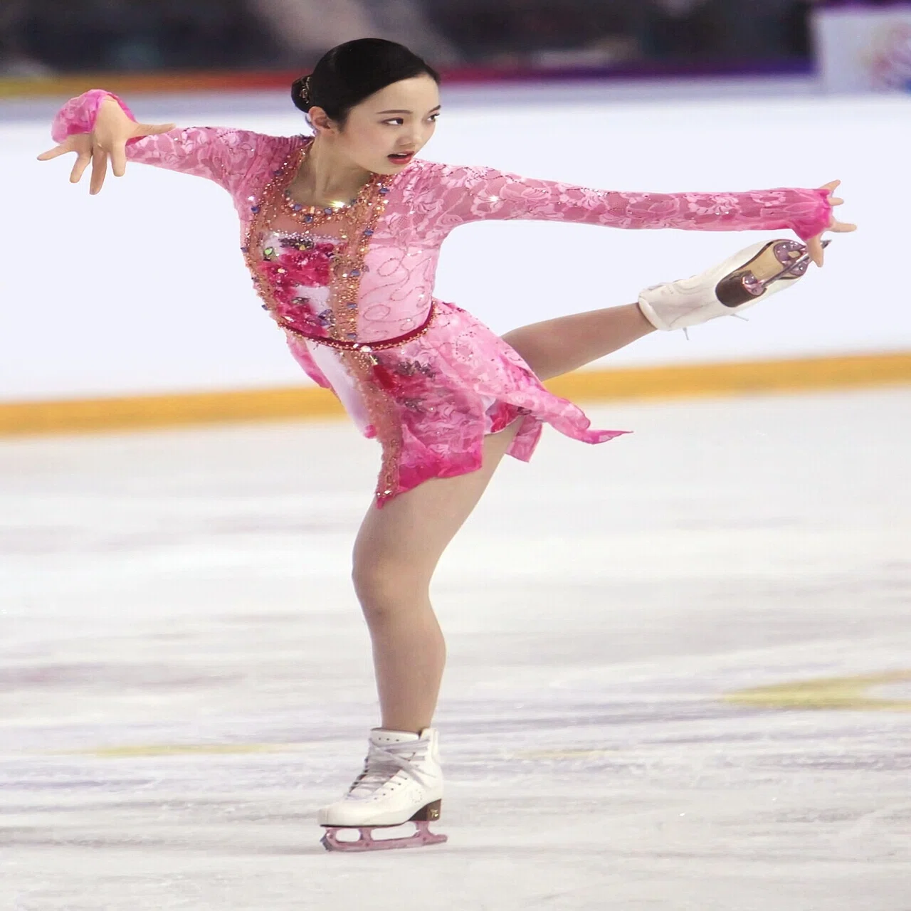 フィギュアスケート素敵な衣装 女子・ピンク編｜あゆみ
