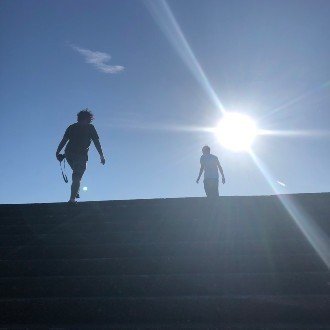 ナイキのオフィスの電話番号 どの国でも下4桁が6453で キーパッド上ではnike 右から見るとナイキ 創業期を支えた陸上選手プリフォンテーンの1マイルの最高タイムになるってすごすぎます Yamashi Note