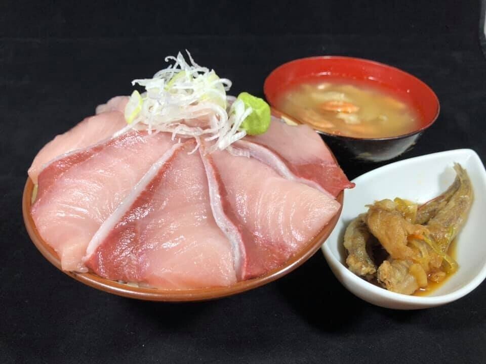 豪快に地魚を食べたいなら 漁師直営 魚祭 Uosai 新潟県糸魚川市 ながさき 一生 Note 豪快に地魚を食べたいなら 漁師直営 魚祭 Uosai 新潟県糸魚川市 ながさき 一生 Note
