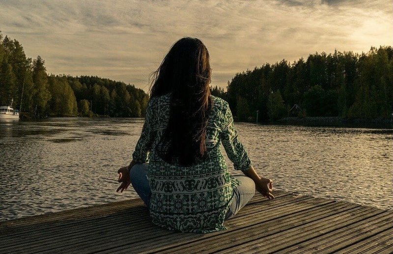 ストレス解消方法　瞑想