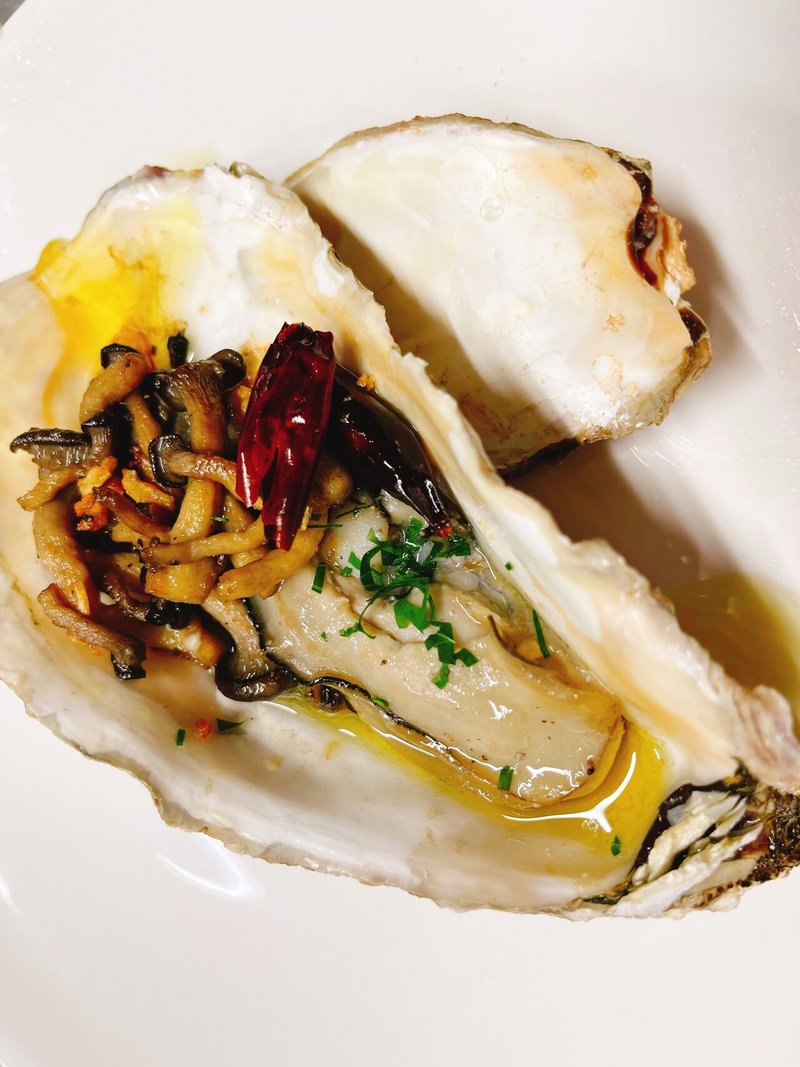 牡蠣と平茸しめじのアーリオ オーリオ アヒージョ 究極野菜のイタリアン Poz Dining 土屋 Note