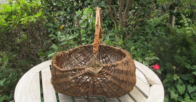 材料費０円で おしゃれなかごを編む１ 柳の落枝で作るかご 紹介 山の小リス Note