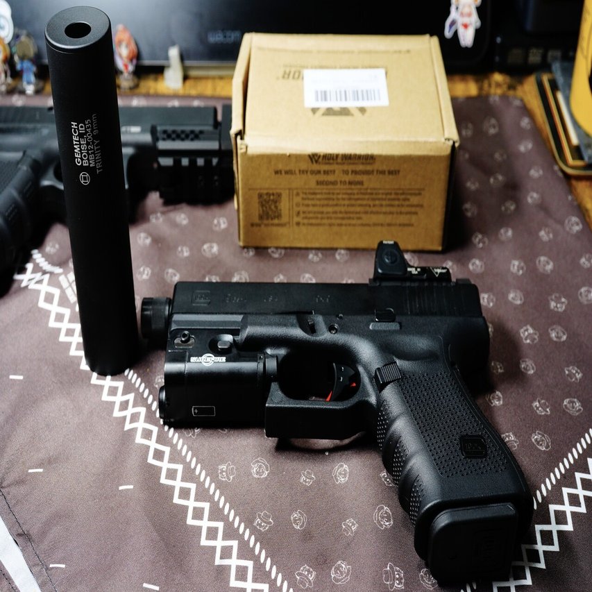 vfc umarex GLOCK19 gen.4 サプレッサー付けてみる｜小武