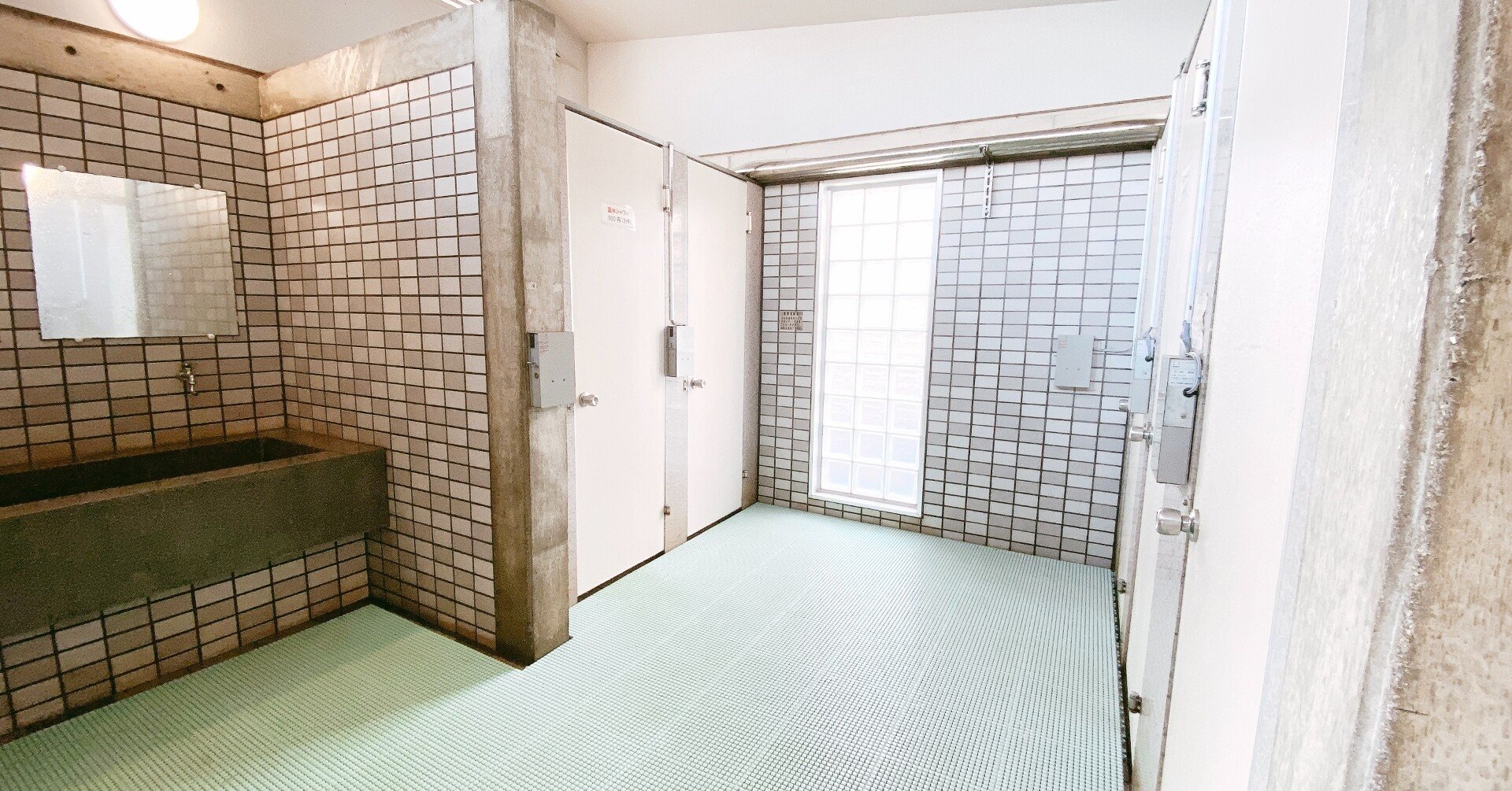 水回り トイレ シャワールーム のご紹介 長崎鼻ビーチリゾート Note