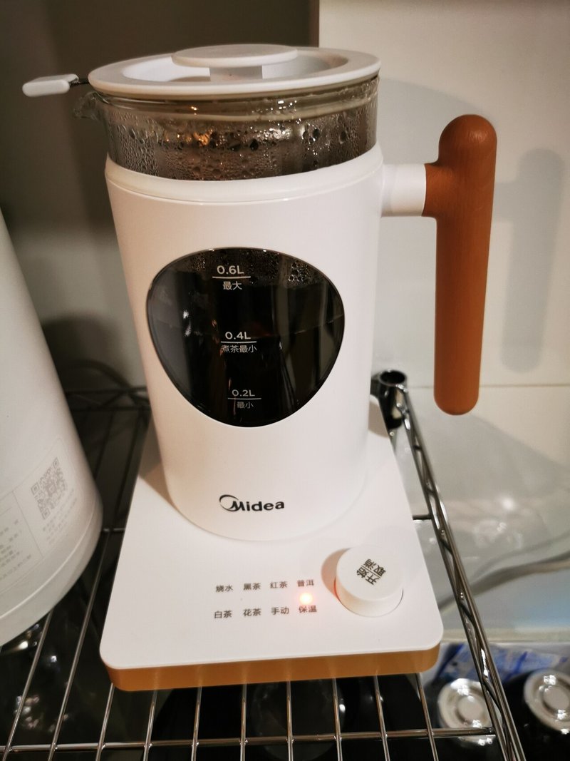 黒茶 花茶 紅茶 プーアル茶などのお茶に合わせて最適な抽出を行ってくれる Mideaのインテリジェントお茶 パーコレーターを試す 道具として完成度高く ガチガチのプーアル茶も一発で茶葉が開くし 55 で保 Takasu Masakazu Note