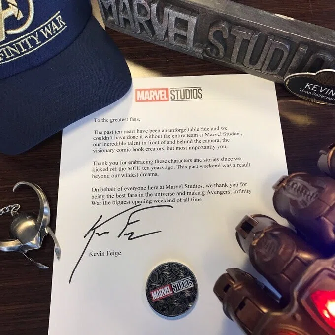 クリケット様】MARVEL べた付き MCU ART COLLECTION マーベル