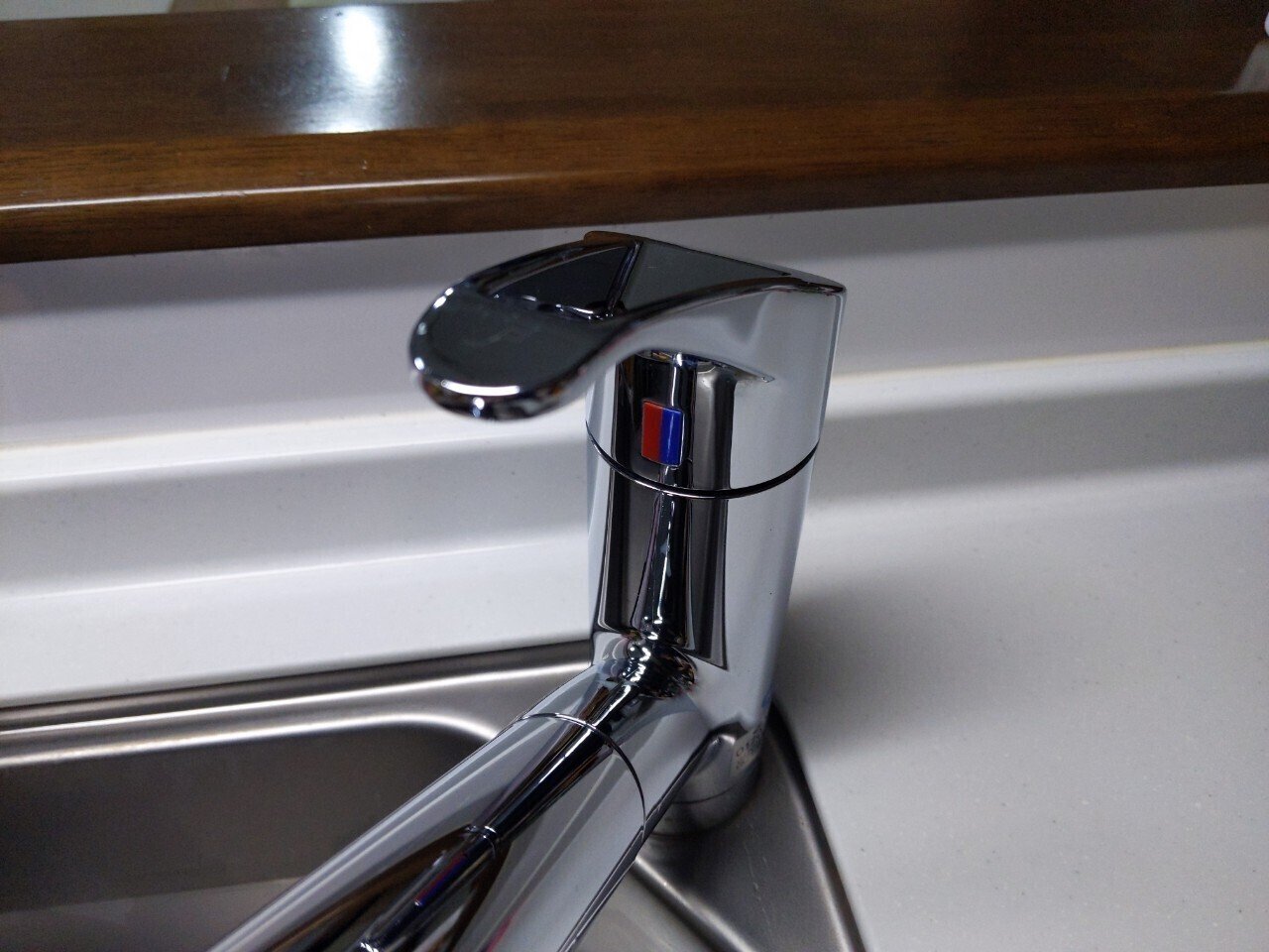 運河水栓右側 左方 Whirledpies Com