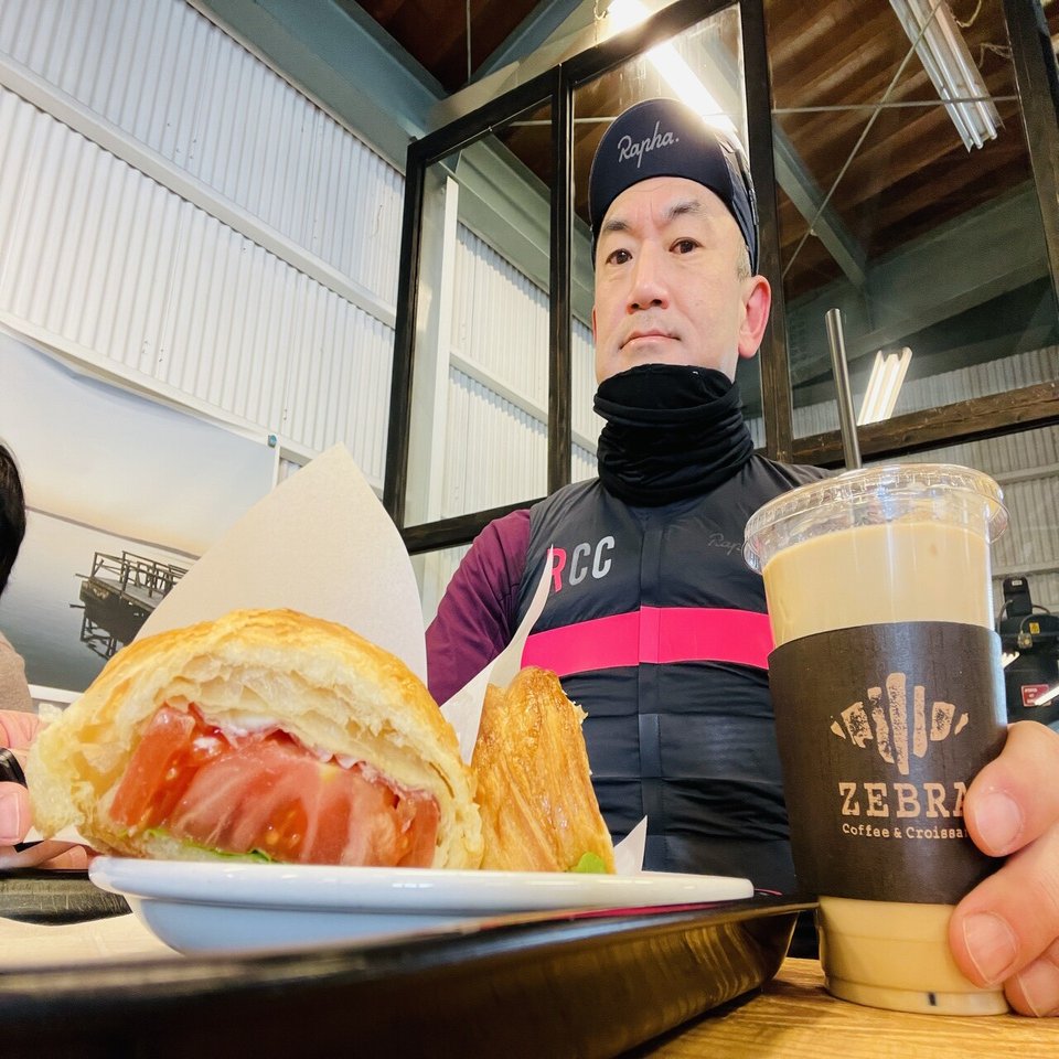 道志みち〜Zebra Coffee｜Junya Yujiri