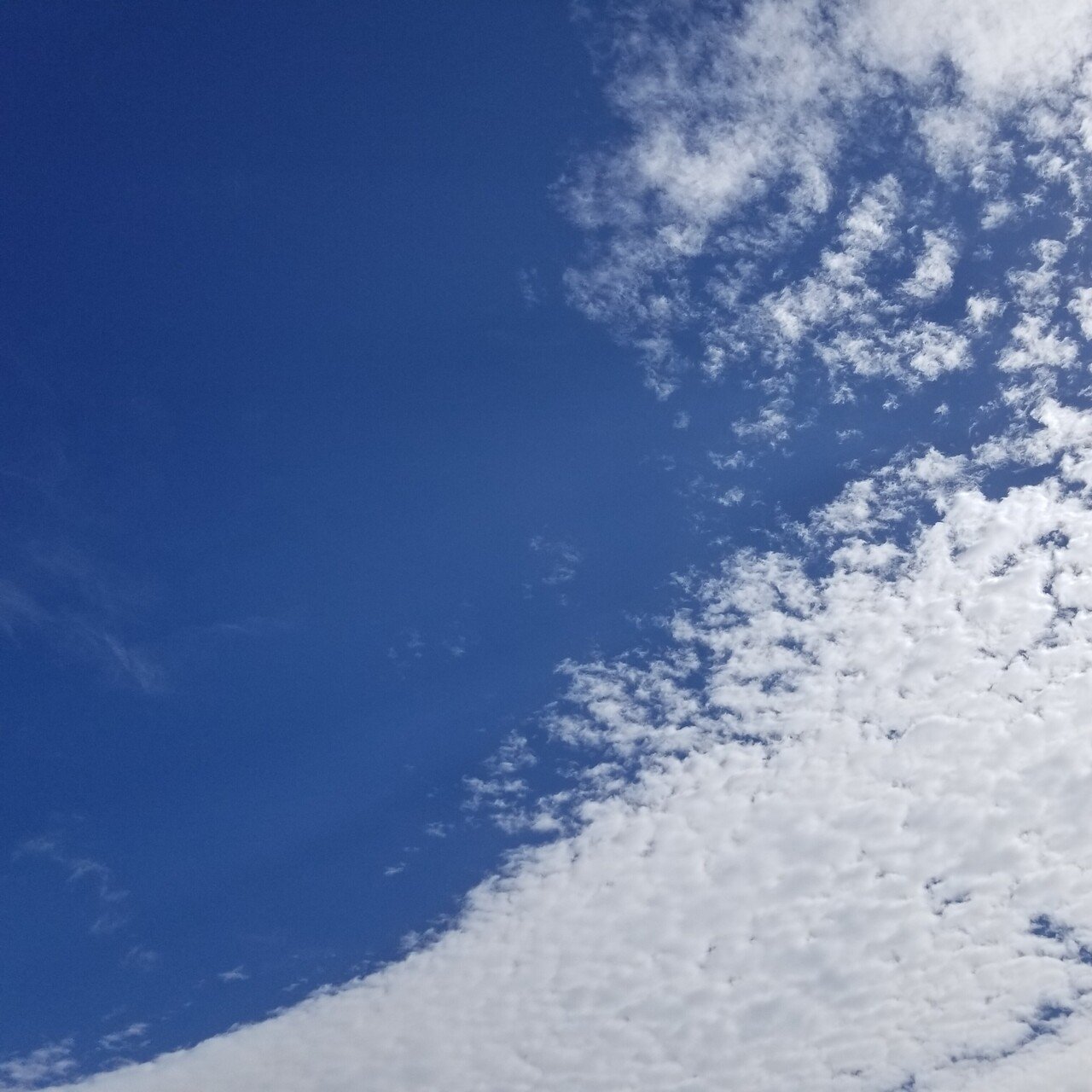 空の青 と 雲の白 ひかりか Note 空の青 と 雲の白 ひかりか Note
