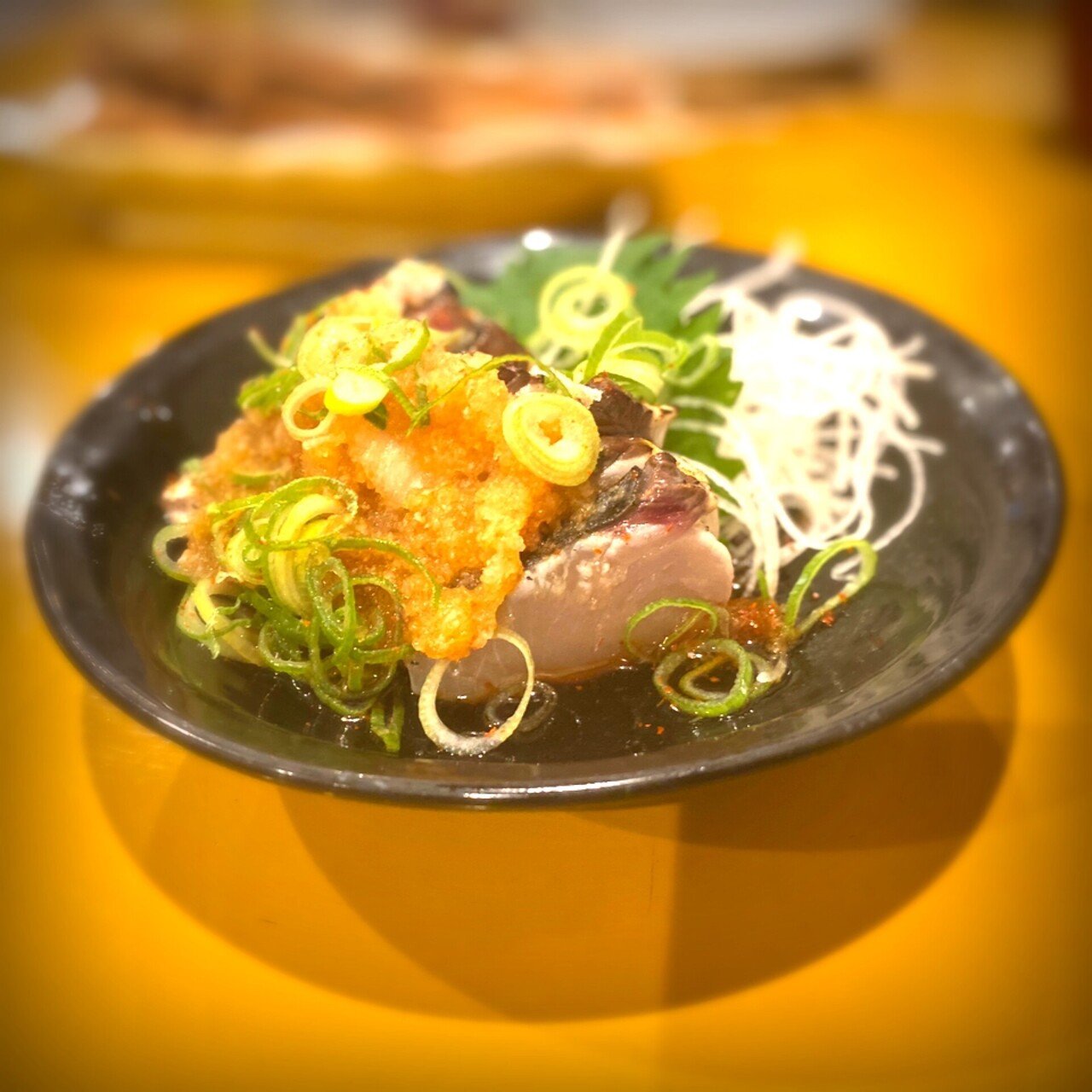 トロ箱の新鮮な魚が楽しめる京都の人気店 海鮮屋台あみたつ Jasper Note