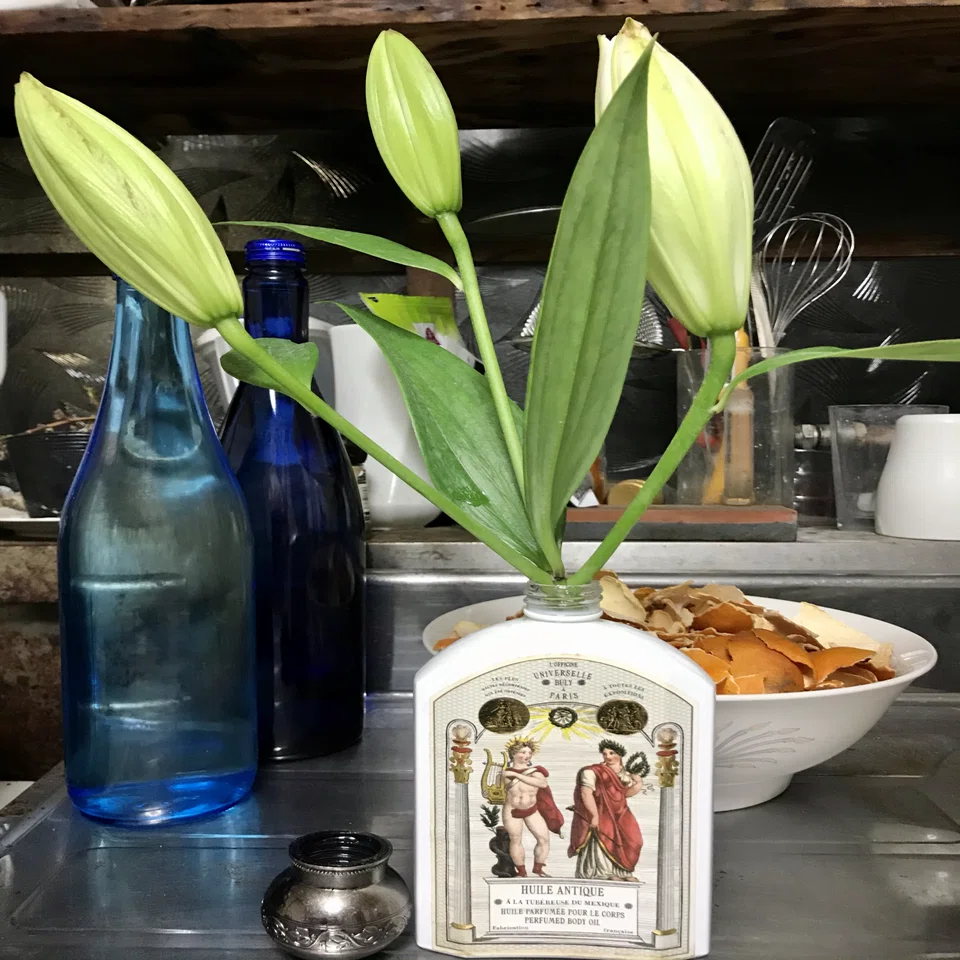 確認用 妻の作った 陶芸 スナッフボトル 香水瓶 アモン神の胸像 一輪挿し