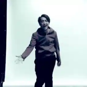さひがしジュンペイ