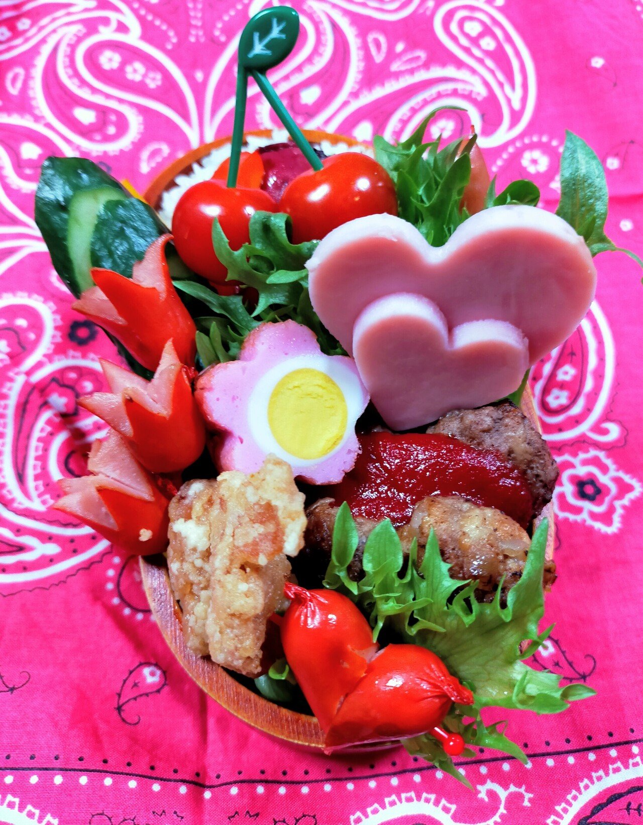 帰ってきた 3d 弁当 ﾟ バレンタインモード弁当はつづくよee ﾉ ﾉ ハンバーグとハムをハート 型にしてみた ﾟ 望美 花写真 棚田写真 Note
