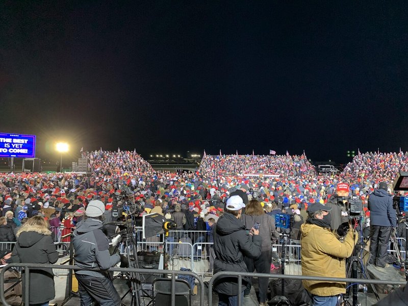 写真：トランプ氏「最後の集会」１